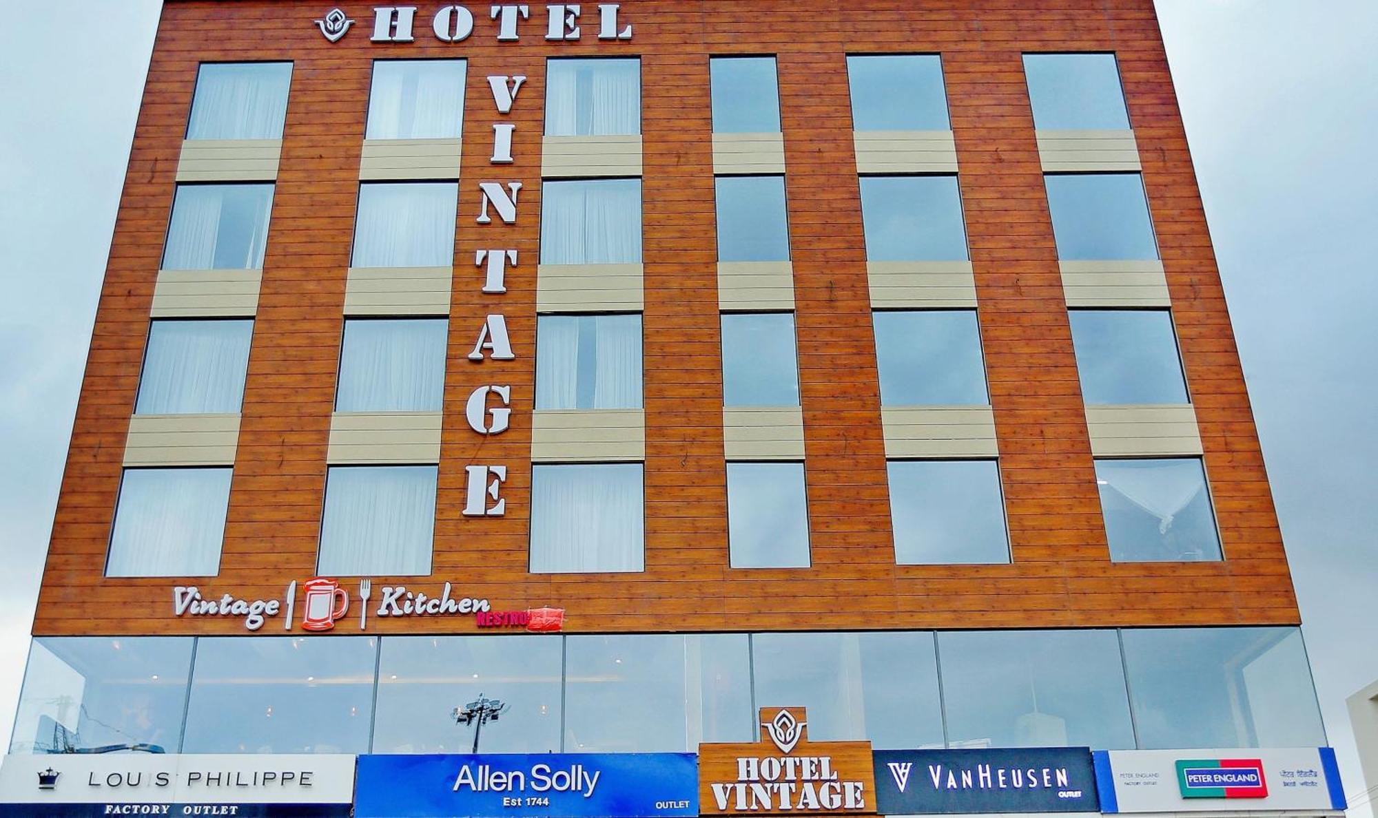 Hotel Vintage Zirakpur Chandigarh 판체쿠라 외부 사진