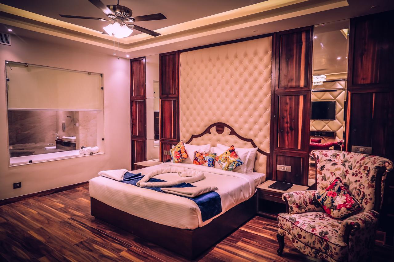 Hotel Vintage Zirakpur Chandigarh 판체쿠라 외부 사진